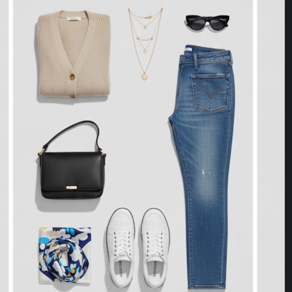 Vince Camuto Rezelli Lace Up Platform White Leather (11) - Picture 2 of 5